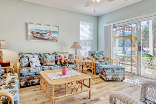 Sunset Beach Apartment | Sunset Serenade