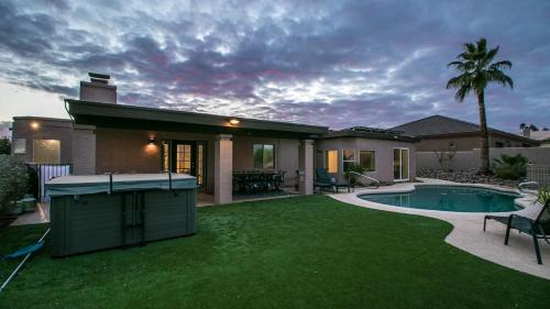 Fountain Hills House | Sunset Views from this Hilltop Fountain Hills Gem