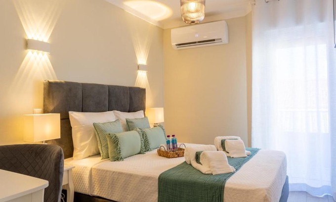 Portimao City Centre House | SunsetRiver
