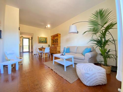 Lierna Apartment | SunsetView - Lake Como swimming pool and garden