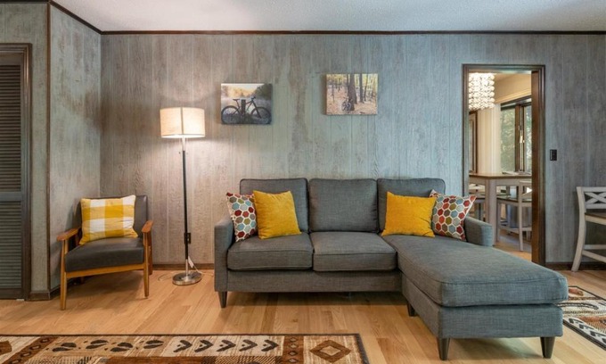 Pisgah Forest House | Sunshine Daydream