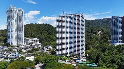 Batu Ferringhi Apartment | Sunshine Seaview Apartment