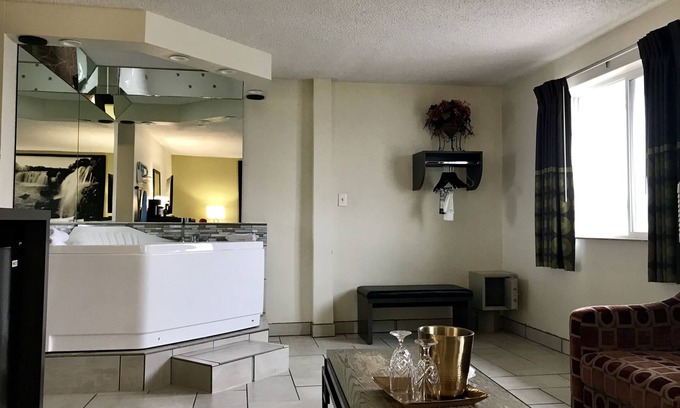 Independence Hotel | Super 8 by Wyndham Independence Kansas City