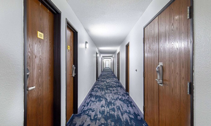 Johnson City Hotel | Super 8 by Wyndham Johnson City