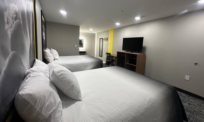 Lubbock Hotel | Super 8 BY Wyndham Lubbock Airport