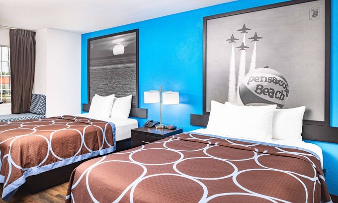 Northwest Pensacola Hotel | Super 8 by Wyndham Pensacola