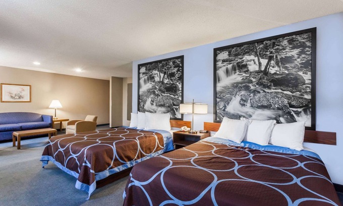 East Stroudsburg Hotel | Super 8 by Wyndham East Stroudsburg/Poconos