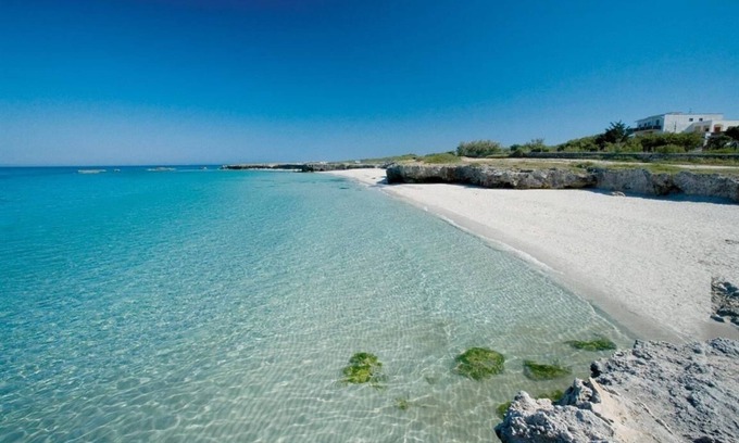 Torre Specchia Ruggeri Villa | Super Comfortable Villa 30 meters from the beach