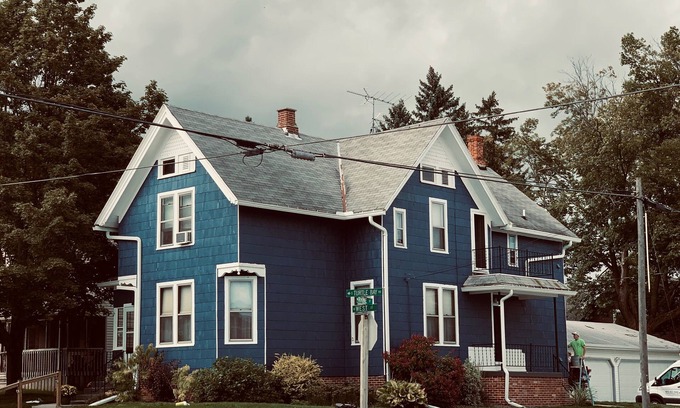 Elkhart Lake House | Super clean amazing location downtown Elkhart Lake