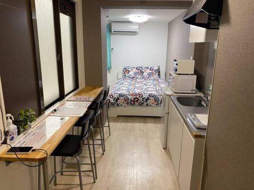 Sennichimae Apartment | Super close to Dotonbori! Great location room#302