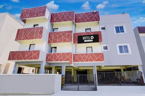 Chennai Hotel | Super Collection O Sathyabama University Sithalapakkam Formerly Srinivasa Residency