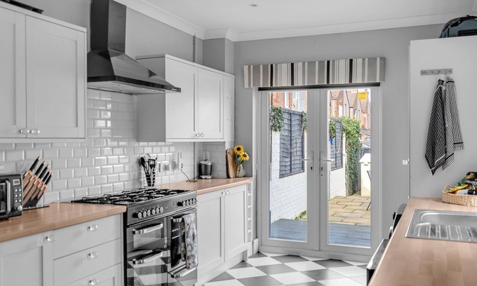 Cleethorpes House | Super Comfortable & High Quality