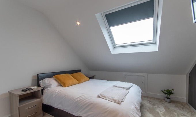 Gillingham House | Super cosy self-catering studio flat