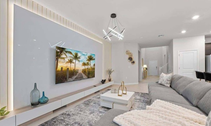 Four Corners House | Super Homey