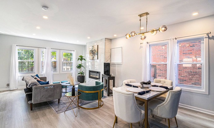 Detroit House | Super Lux Lower Level Duplex - n10 mins from Downtown