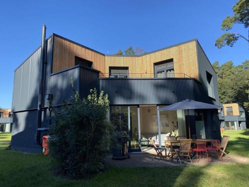 Postheim House | Super nice holiday home by the lake