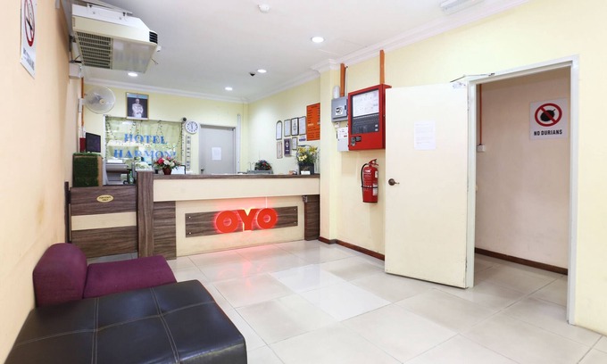 Bandar Kota Bharu Hotel | Super OYO 89651 Harmoni Hotel