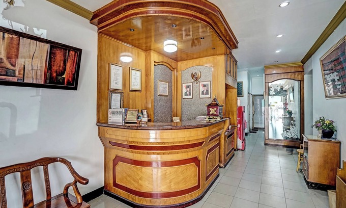 Palembang Hotel | Super OYO 91805 Hotel Wisma Bari