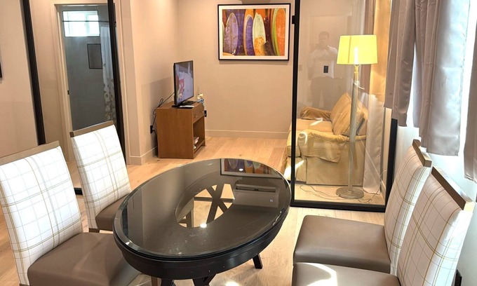 Boyle Heights Hotel | Superb 3-bedroom Apt in vibrant Los Angeles