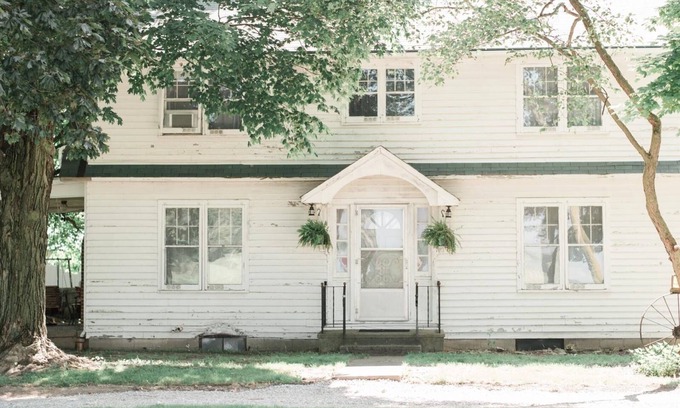Goshen Other | Superb 5-bedroom farmhouse in Goshen with WiFi, AC