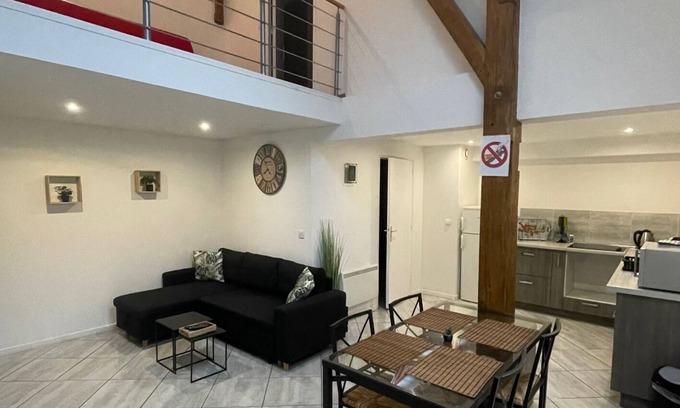 Paroy-sur-Tholon Apartment | Superb apartment for 6 people "Le Familiale".