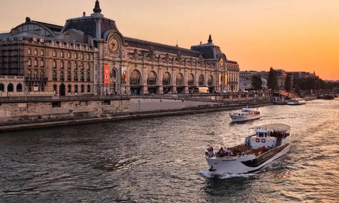 Saint-Germain-l'Auxerrois Apartment | SUPERB JUNIOR SUITE NEAR MUSEE D'ORSAY