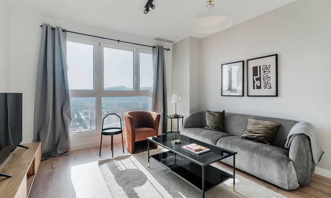 Palma-Palmilla Apartment | Superb Martiricos-La Roca 1BR w/Gym, Pool & Sea View, by Blueground