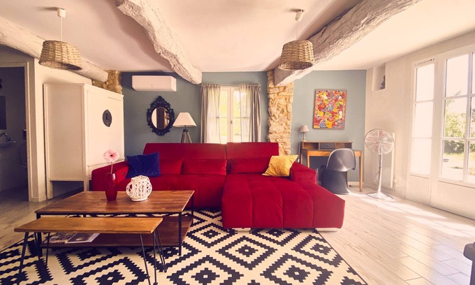 Le Barroux Other | Superb mas, absolute calm, view of the château and Mont Ventoux, large swimming pool, vineyards