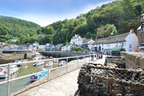 Lynmouth Apartment | Superb Sea View Apartment