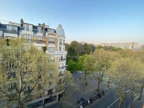 Combat Apartment | Superbe appartement Paris Centre - Buttes Chaumont