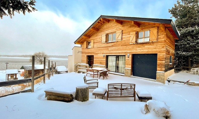 Matemale Ski Chalet | Superbe Chalet 125 m2 au Bord du lac de Matemale à 10 Minutes des Pistes