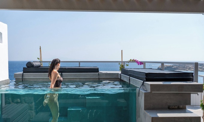 Paradise Hotel | Superior Apartment with Private Glass Pool & Shared Infinity Pool, Gym, Bar