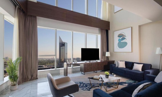 Dubai Media City Apartment | Superior Duplex Apartment Near The Media Lounge Palm By Luxury Bookings