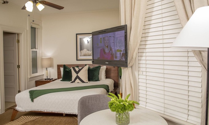Telegraph Hill Hotel | Superior King Room with Ensuite Bathroom