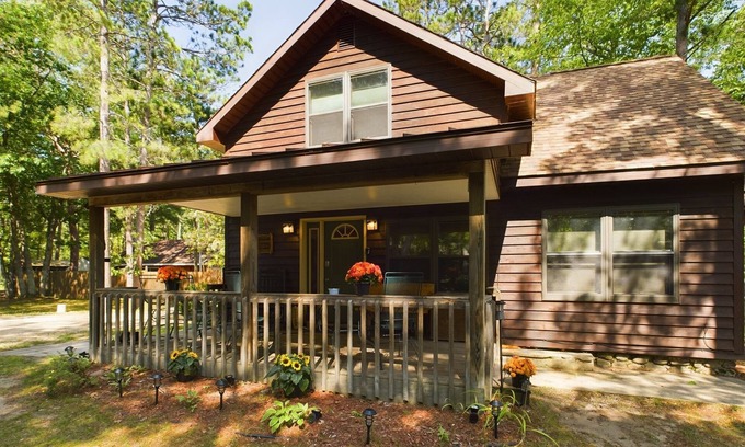 Au Train House | Superior River Cabin-Cabin on AuTrain River Close to Snowmobile/ATV Trails