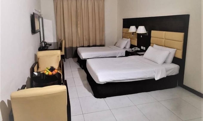 Naif House | Superior Room Near Nesto Hypermarket By Luxury Bookings