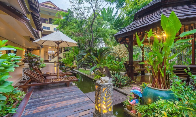 Khlong Song Ton Nun Hotel | Suphan Lake Hometel