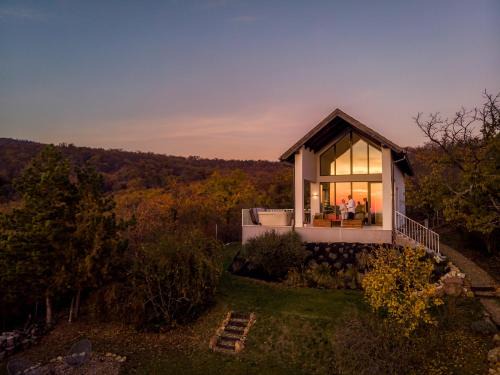 Sukoro House | SUQO vendégház