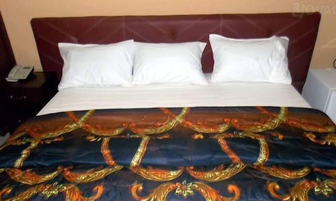 Ikotun Hotel | SureRest Hotel & Suites