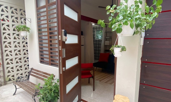 Sagrado Corazon House | Surf getaway in the heart of San Juan