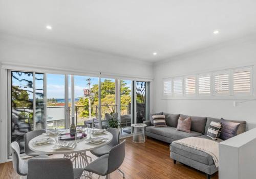 Thirroul House | Surf Haven Escape - Modern and Central in Thirroul