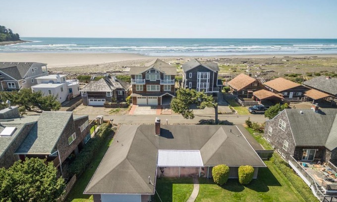 Seaside House | Surfers Cove