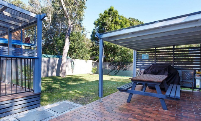 Hawks Nest House | Surfs Up - moments from the sands of Bennett’s Beach