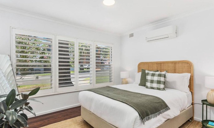 North Wollongong Apartment | Surfside Escape - A Local Lifestyle at North Beach