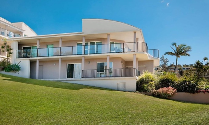 East Ballina House | Surfside - Executive style Townhouse Close to Shelly Beach