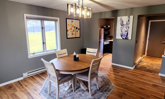 Waterbury Center Apartment | Suss View Suites-Bolton Potholes