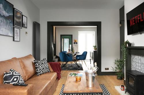 Plymouth House | Sutton House by Pureserviced