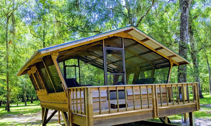 Old Town House | Suwannee River Cabin Sanctuary 'The Birdhouse'