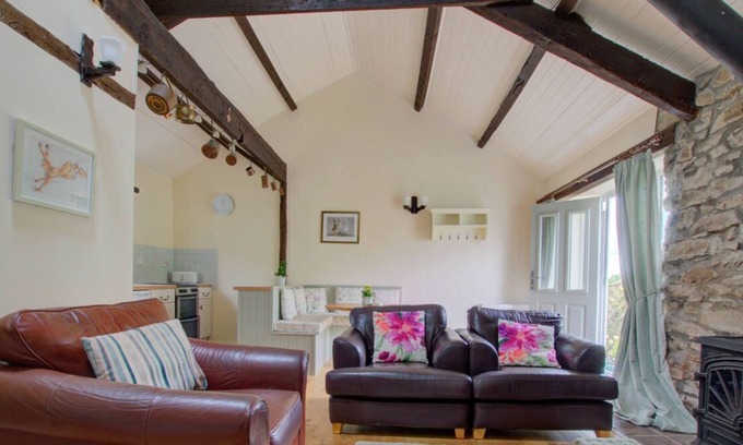 Llanerchymedd House | Swallow Cottage in Llanerchymedd