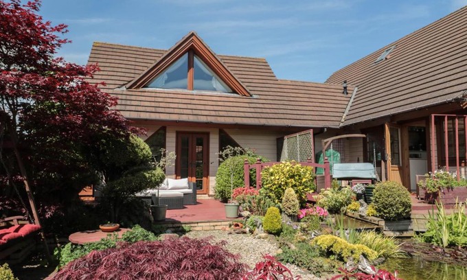 Woodhorn House | Swallow Lodge